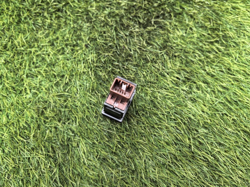 кнопка включения аварийной остановки, 1500 рублей, Красноярск