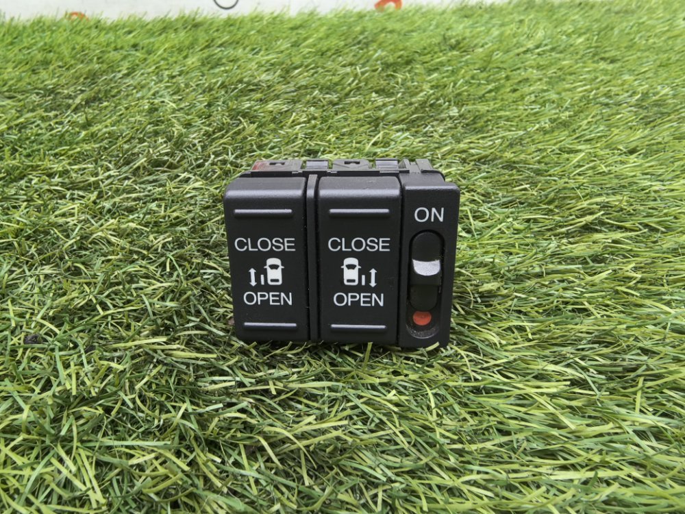 Кнопка открытия двери, 2000 рублей, Красноярск