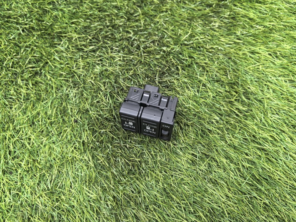 Кнопка открытия двери, 2000 рублей, Красноярск