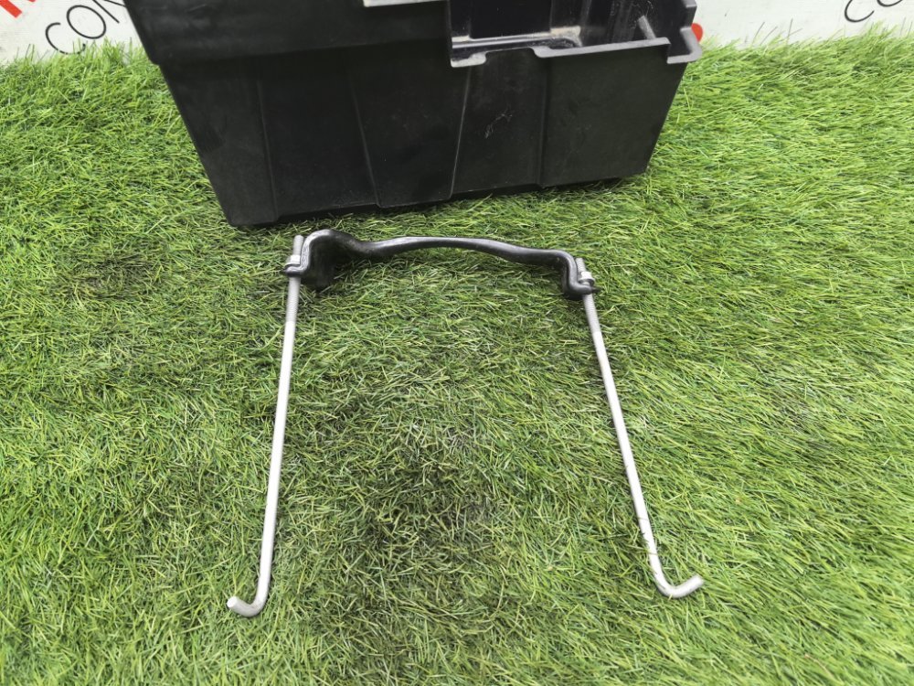 Крепление аккумулятора, 2000 рублей, Красноярск