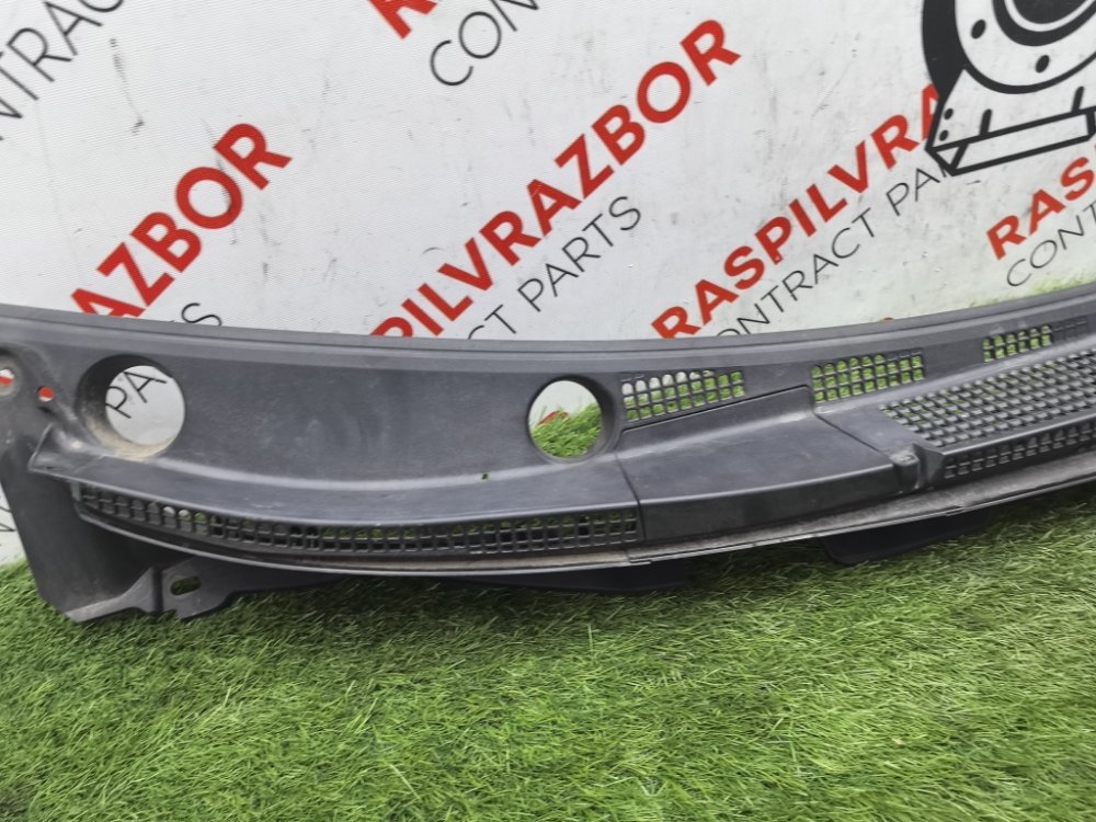 решетка, жабо под дворники, 8000 рублей, Красноярск