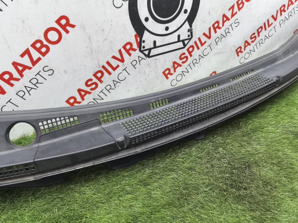 решетка, жабо под дворники, 8000 рублей, Красноярск