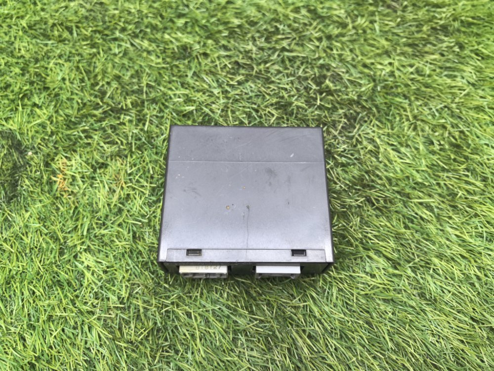 Блок управления зеркалами, 2000 рублей, Красноярск