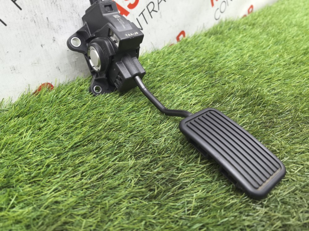 Педаль газа, 1100 рублей, Красноярск