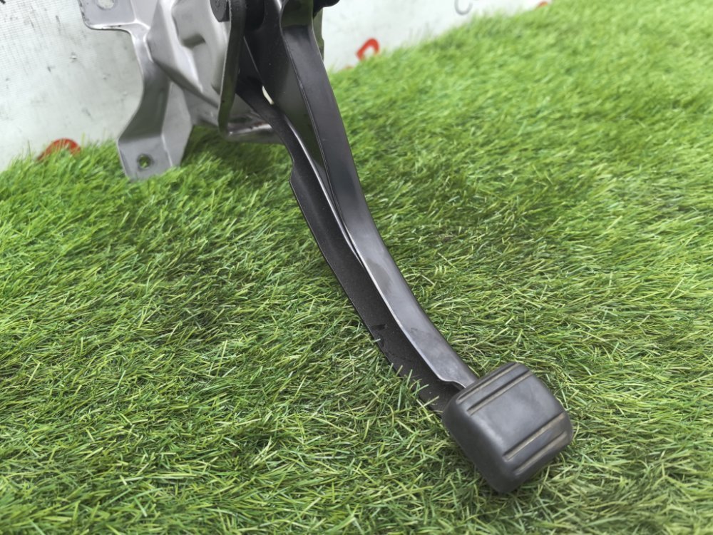 Педаль стояночного тормоза, 1500 рублей, Красноярск