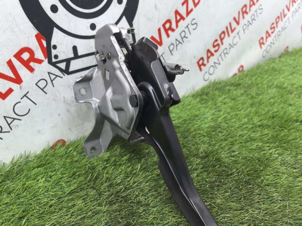 Педаль стояночного тормоза, 1500 рублей, Красноярск