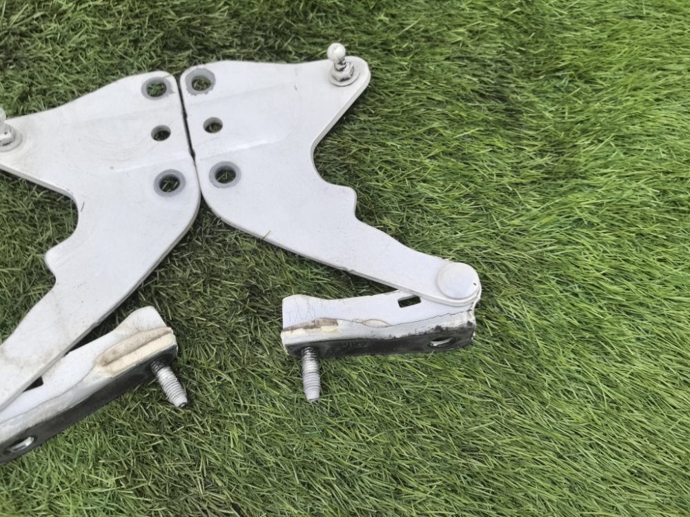 крепление двери багажника, 5000 рублей, Красноярск