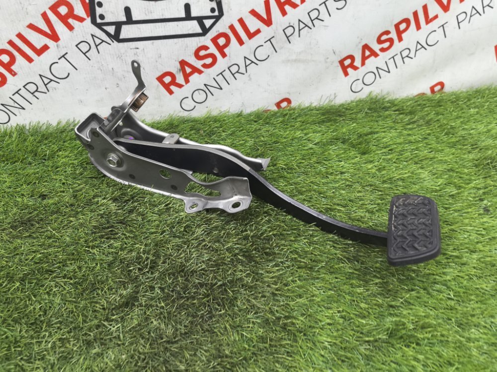 Педаль тормоза, 1500 рублей, Красноярск