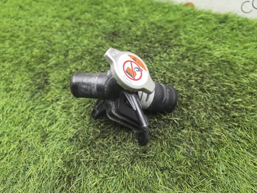 Горловина радиатора, 4000 рублей, Красноярск