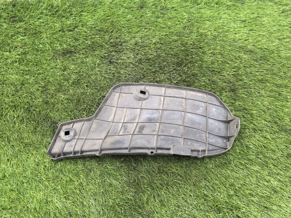 Подкрылок, 3000 рублей, Красноярск