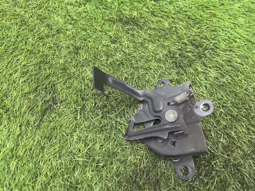 Замок капота, 3000 рублей, Красноярск