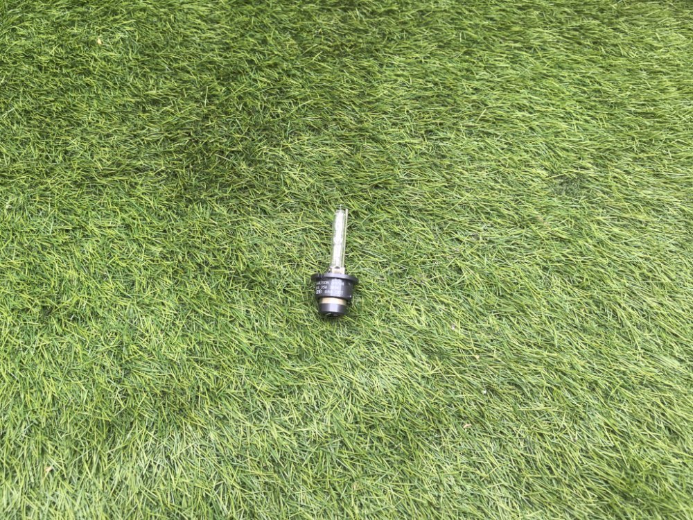 лампа ксеноновая, 2000 рублей, Красноярск