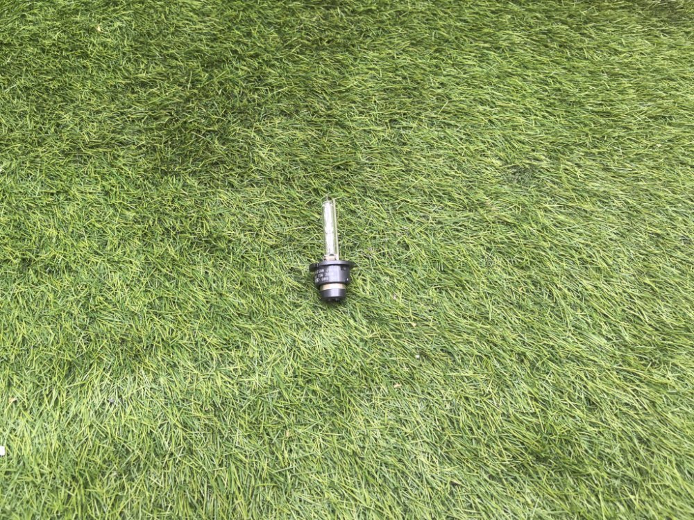 лампа ксеноновая, 2000 рублей, Красноярск