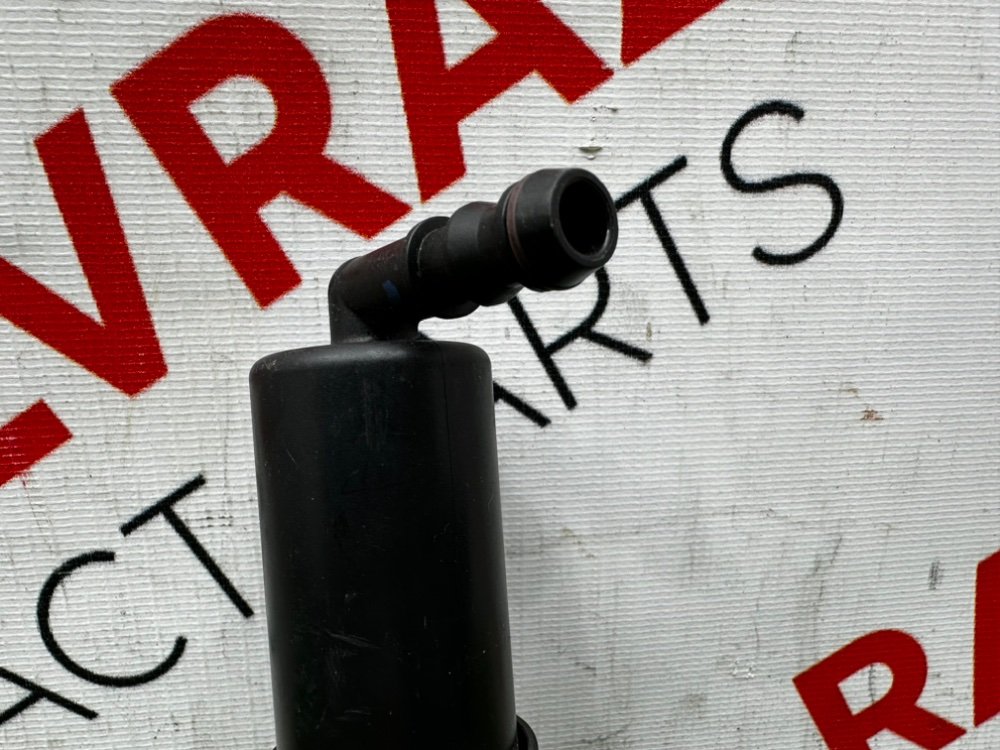 Форсунка омывателя фар, 2000 рублей, Красноярск