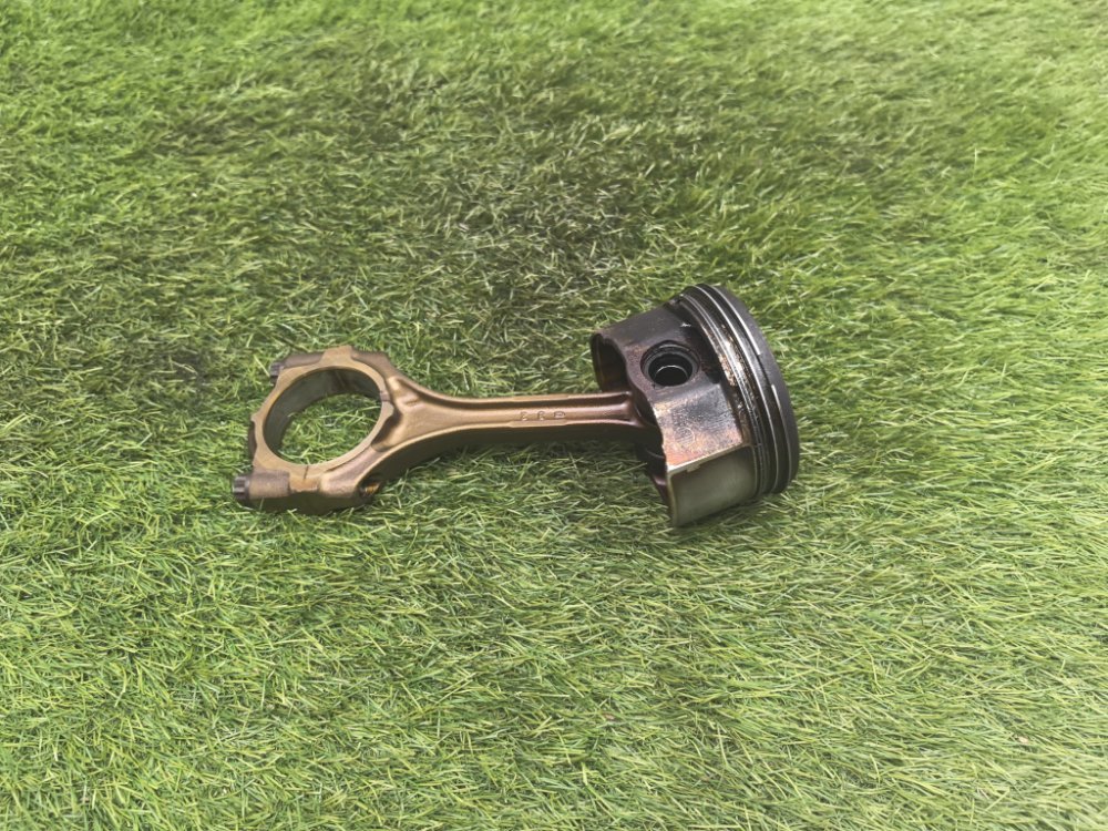 Поршень, 1500 рублей, Красноярск