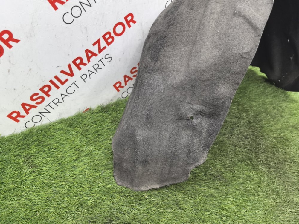 Подкрылок, 1000 рублей, Красноярск