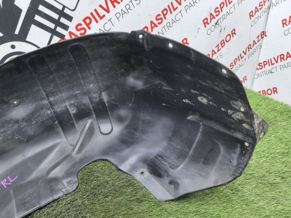 Подкрылок, 1500 рублей, Красноярск