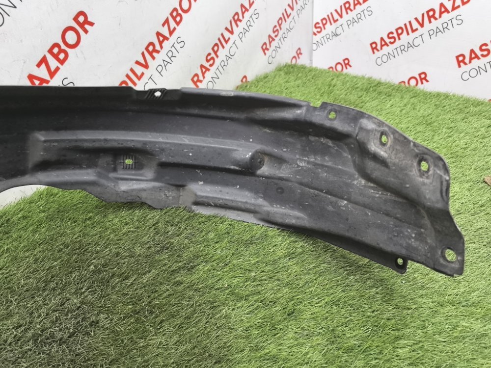 Подкрылок, 5000 рублей, Красноярск