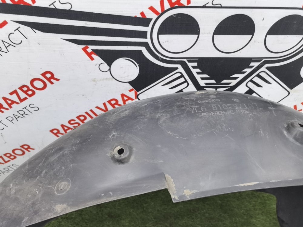 Подкрылок, 1500 рублей, Красноярск