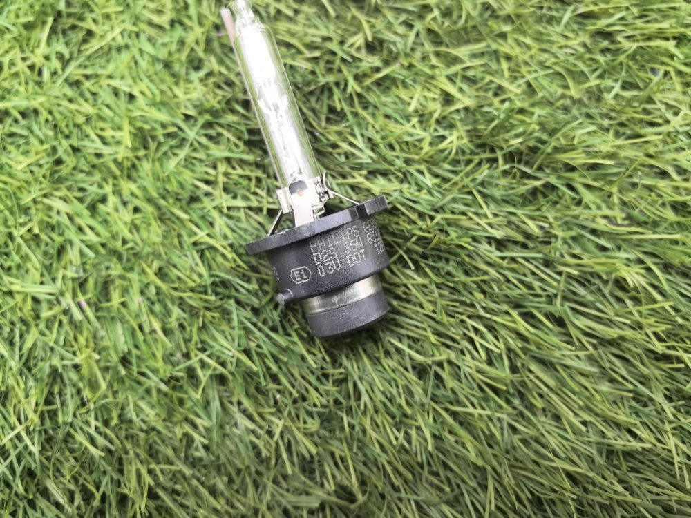 лампа ксеноновая, 2000 рублей, Красноярск