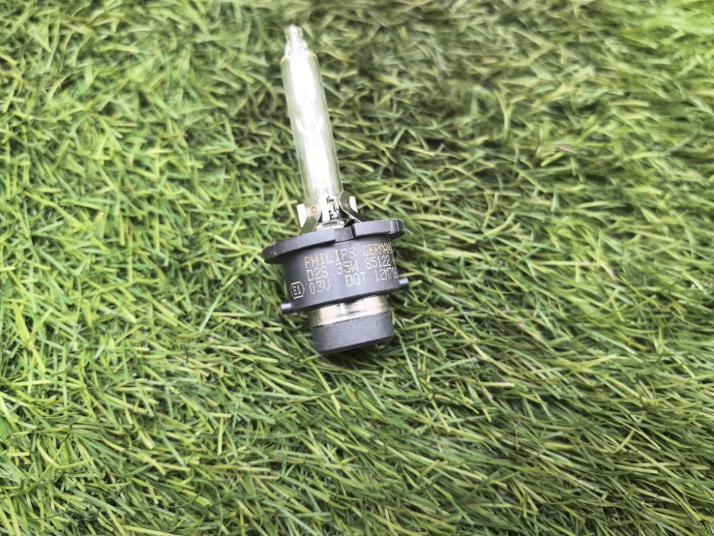 лампа ксеноновая, 2000 рублей, Красноярск