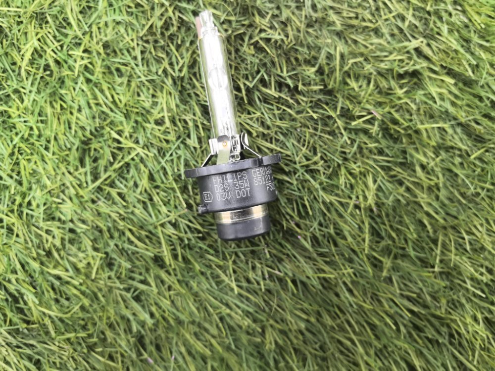 лампа ксеноновая, 2000 рублей, Красноярск