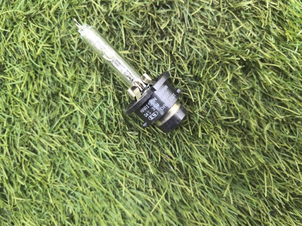 лампа ксеноновая, 2000 рублей, Красноярск