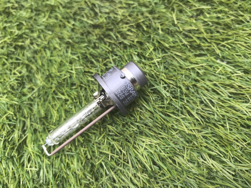 лампа ксеноновая, 2000 рублей, Красноярск