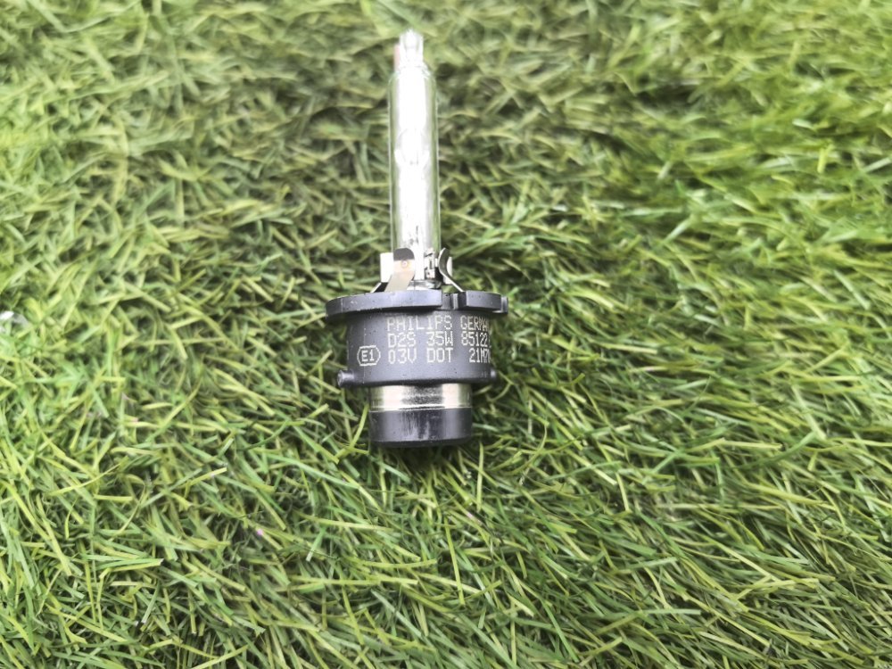 лампа ксеноновая, 2000 рублей, Красноярск