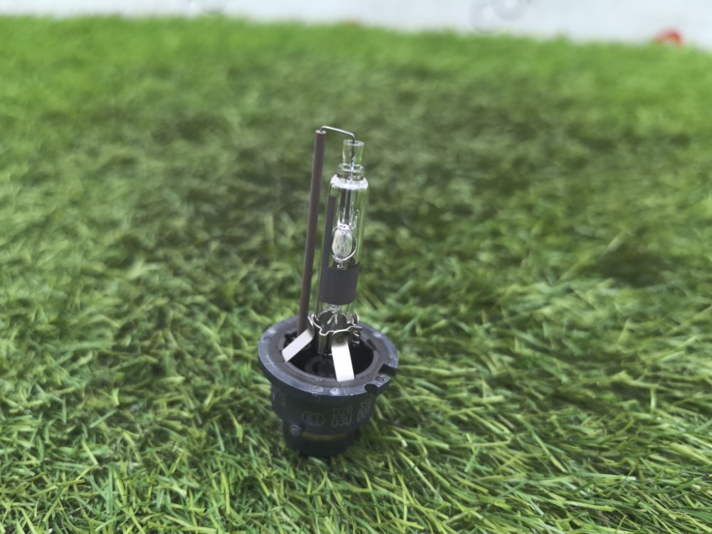 лампа ксеноновая, 2000 рублей, Красноярск