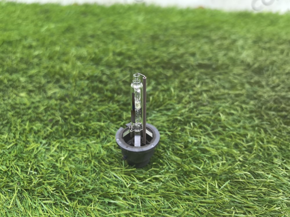 лампа ксеноновая, 2000 рублей, Красноярск