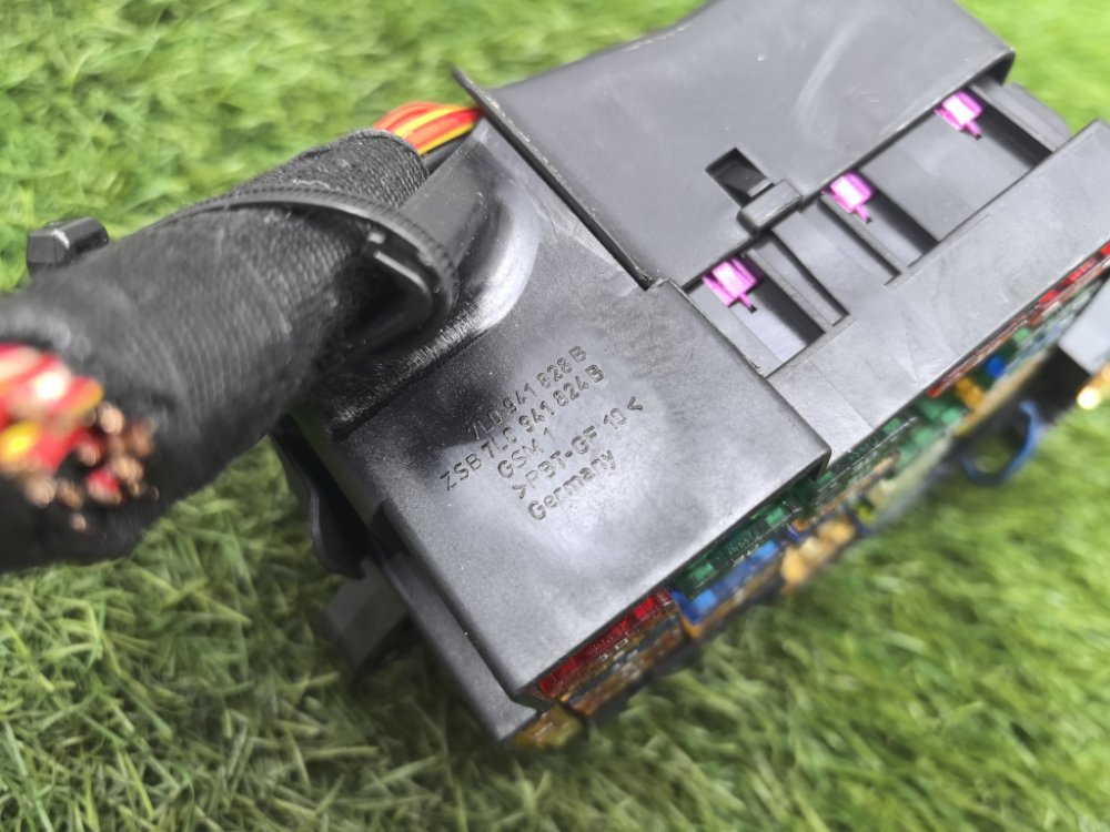 Блок предохранителей под капот, 1500 рублей, Красноярск