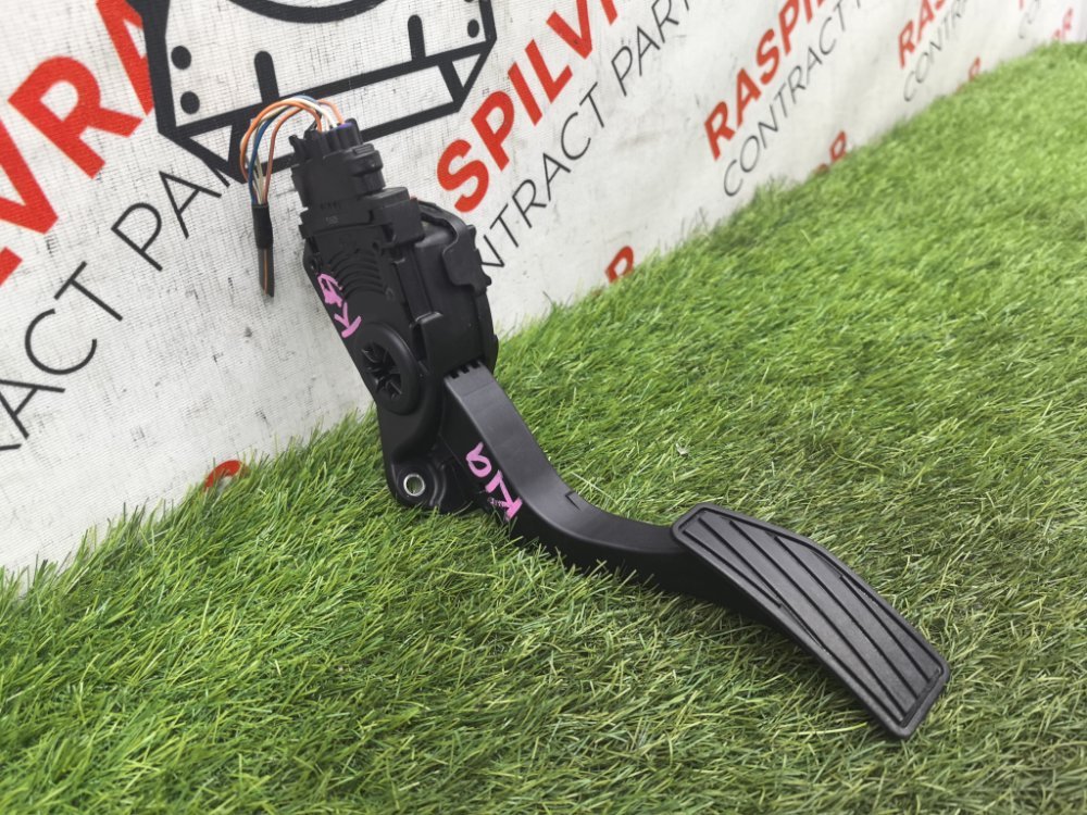 Педаль газа, 1500 рублей, Красноярск