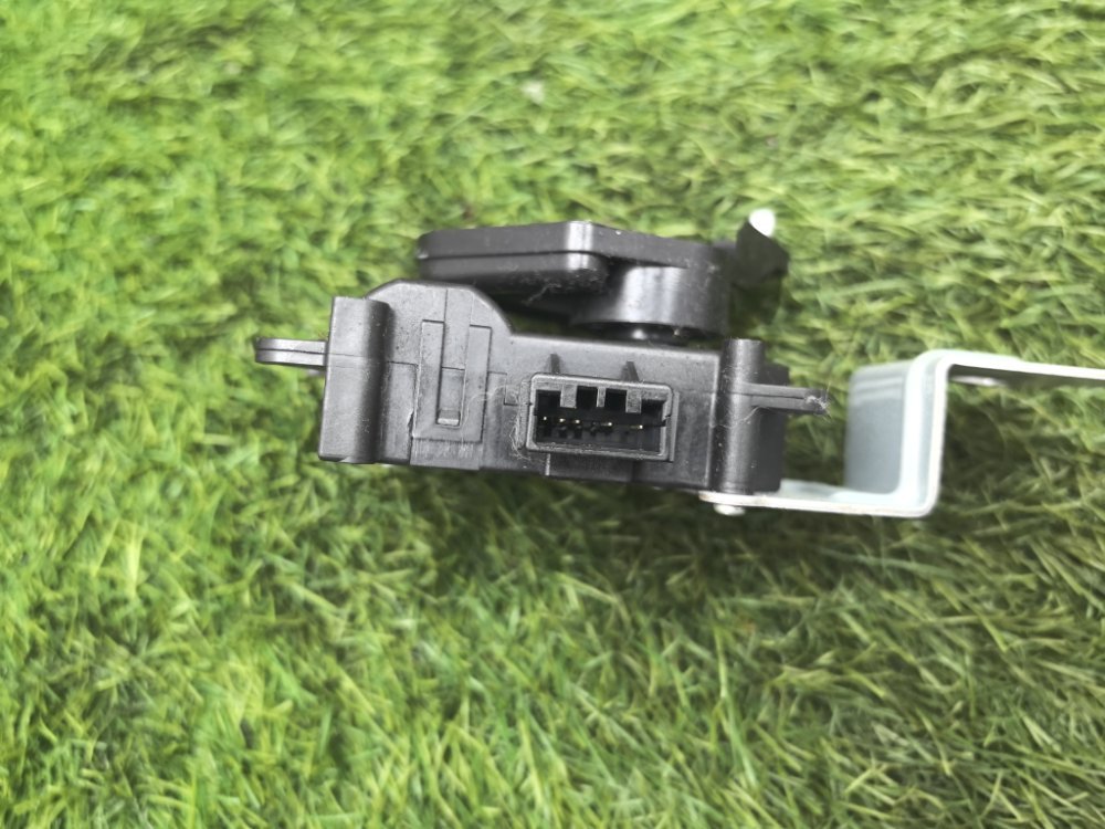 мотор заслонки печки, 1000 рублей, Красноярск