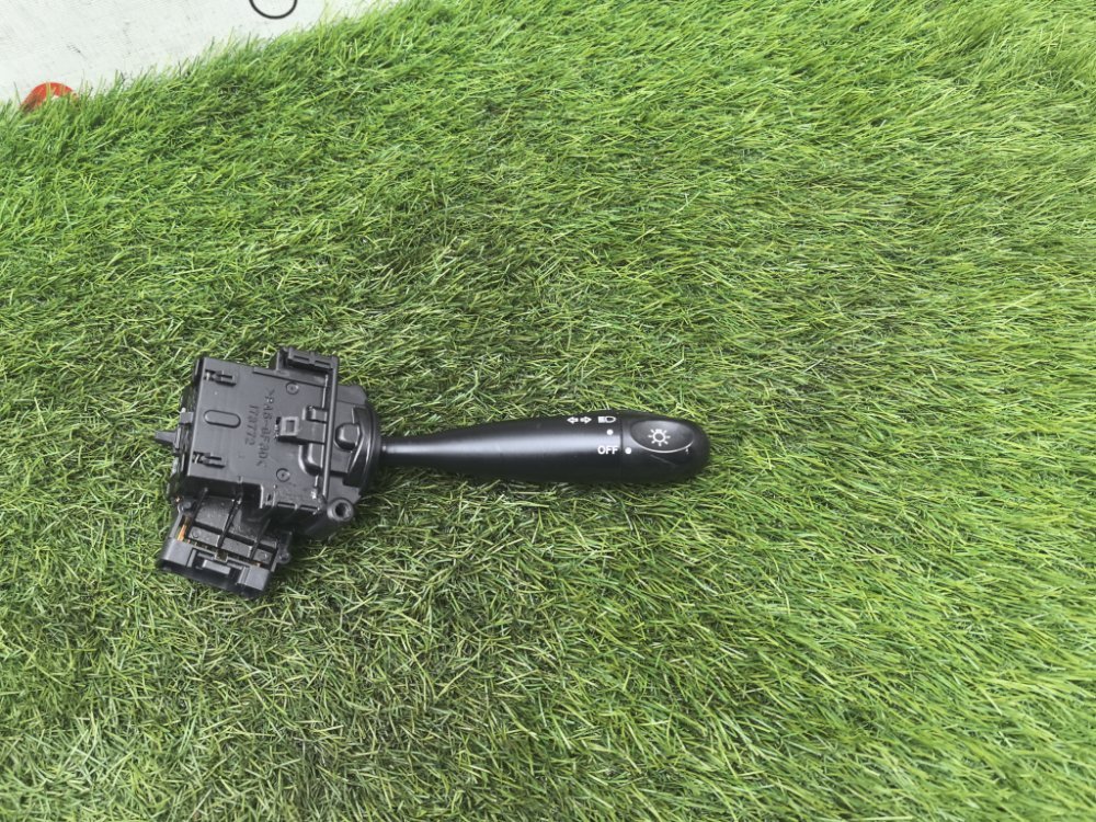 Блок подрулевых переключателей, 1000 рублей, Красноярск