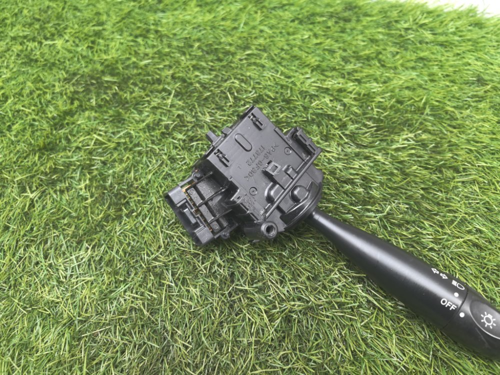 Блок подрулевых переключателей, 1000 рублей, Красноярск