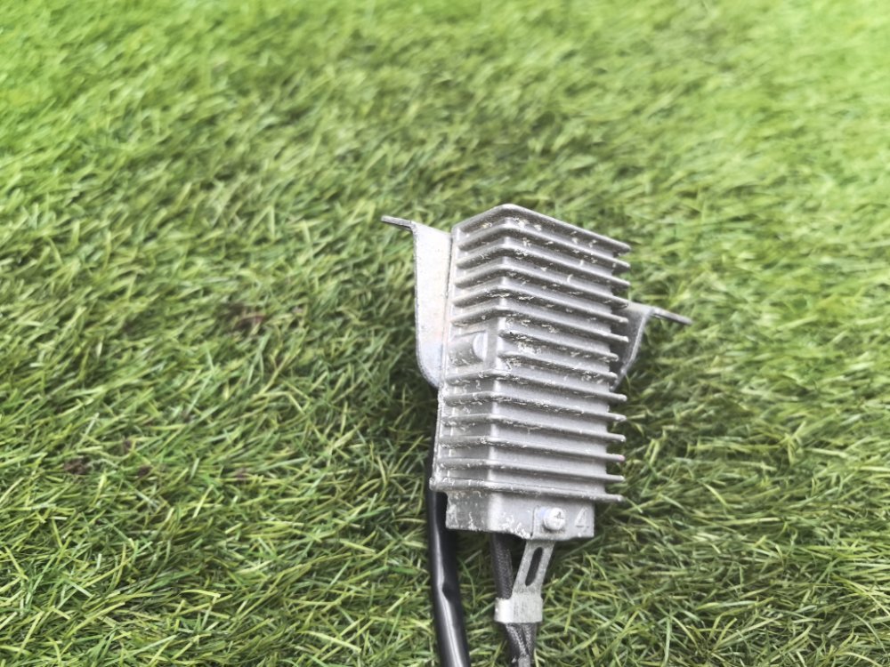 Резистор топливного насоса, 2000 рублей, Красноярск