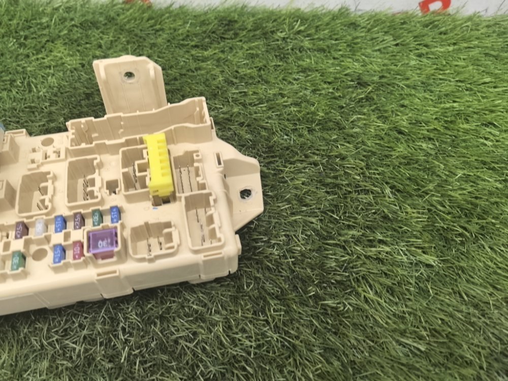 Блок предохранителей салонный, 1500 рублей, Красноярск