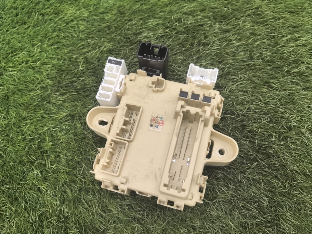 Блок предохранителей салонный, 1500 рублей, Красноярск