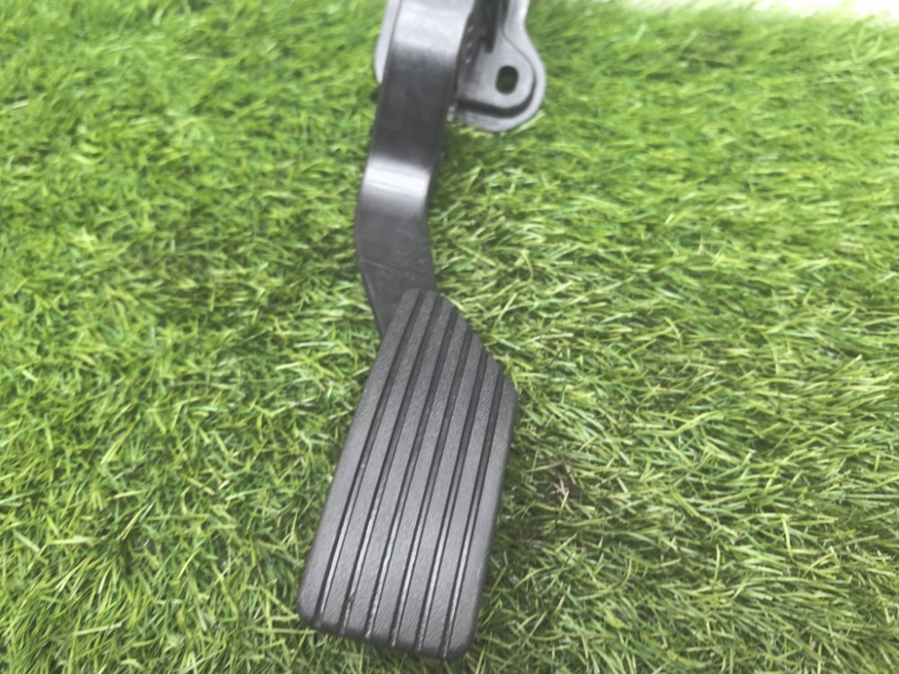 Педаль газа, 1500 рублей, Красноярск