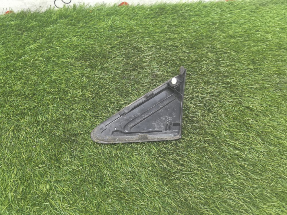 уголок крыла, 1000 рублей, Красноярск