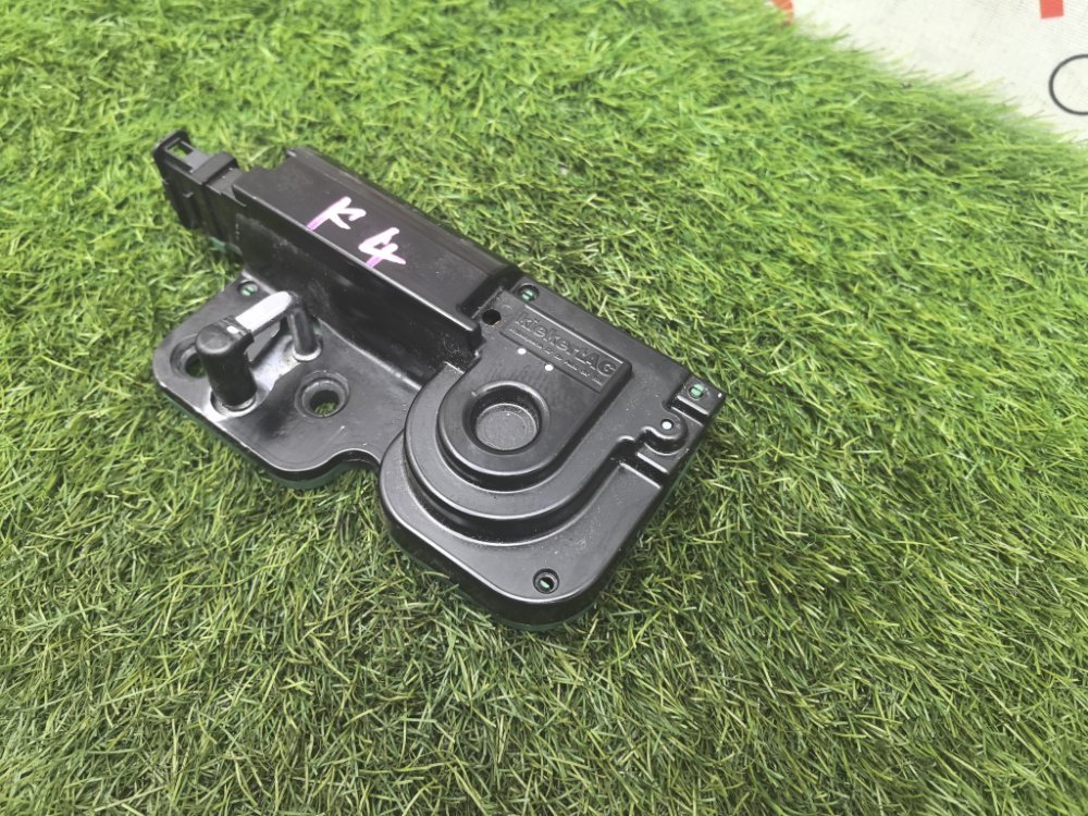 Замок багажника, 9000 рублей, Красноярск