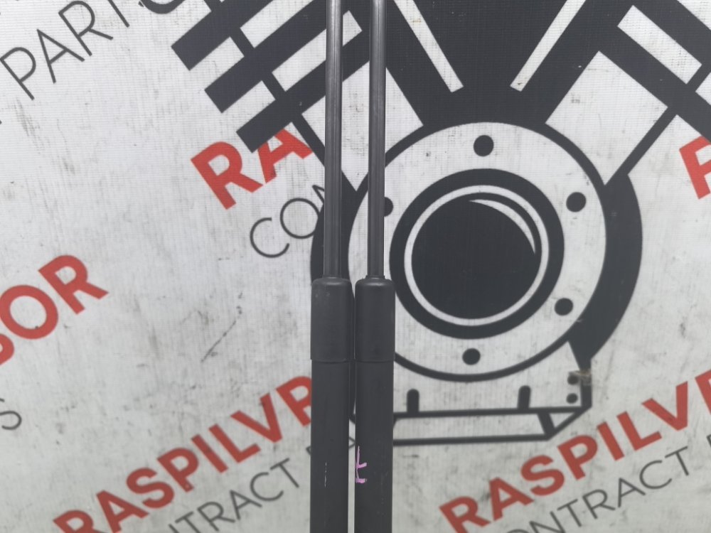 Амортизатор капота, 1500 рублей, Красноярск