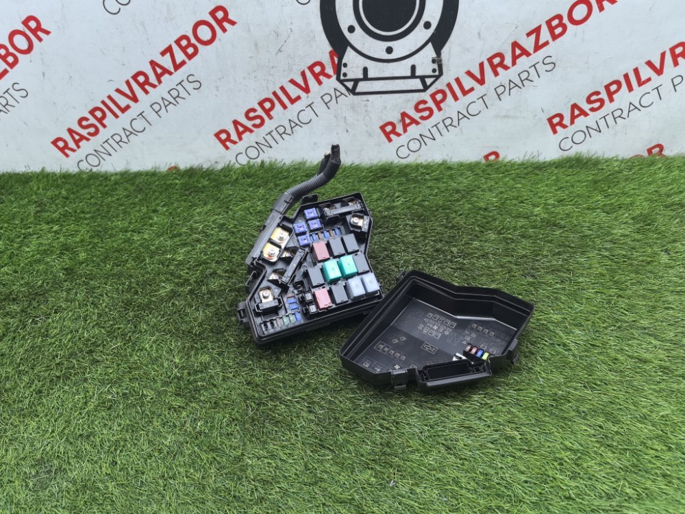 Блок предохранителей под капот, 3000 рублей, Красноярск