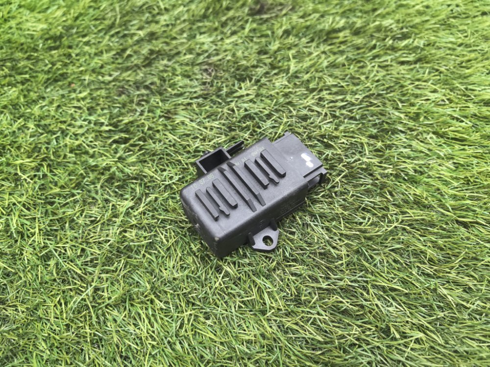 Блок управления подогревом сидений, 1500 рублей, Красноярск