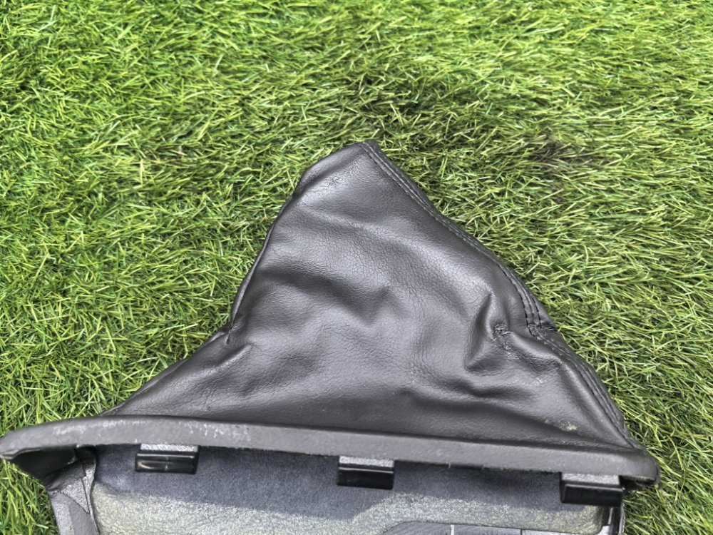 Кожух рычага стояночного тормоза, 1100 рублей, Красноярск