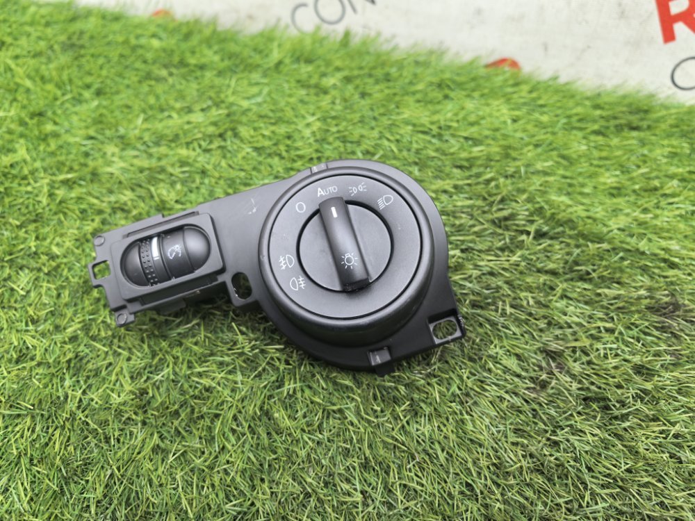 кнопка включения света, 2000 рублей, Красноярск