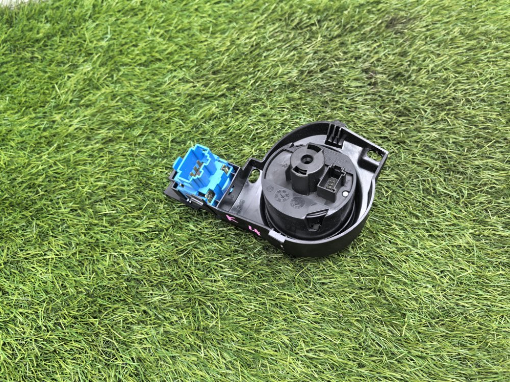 кнопка включения света, 2000 рублей, Красноярск