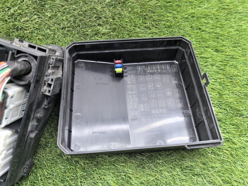 Блок предохранителей под капот, 2500 рублей, Красноярск