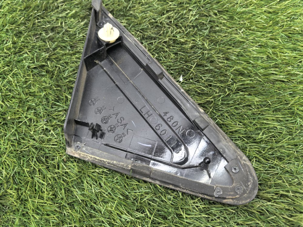 уголок крыла, 1000 рублей, Красноярск